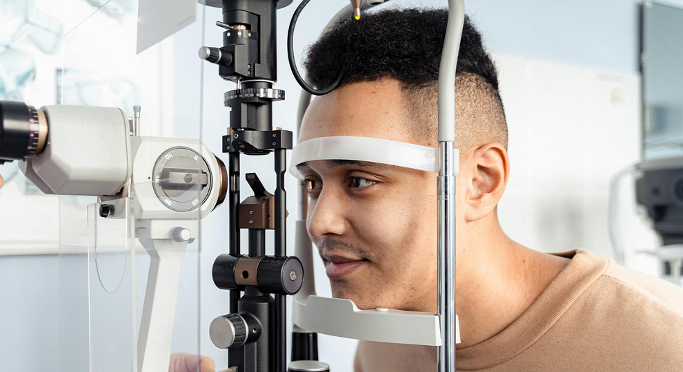 Read more about the article Beyond Blurry Vision: Understanding Keratoconus